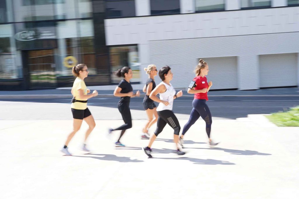 wellrun run exterieur groupe femmes