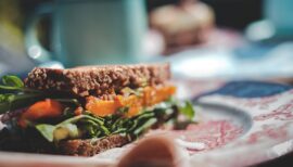 sandwich pain complet aux légumes
