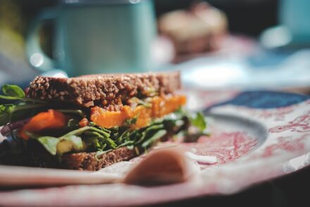 sandwich pain complet aux légumes