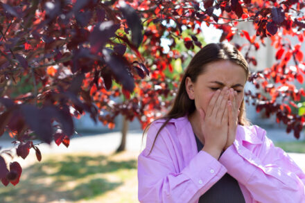 femme allergique au pollen