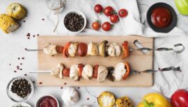 brochettes de légume et poulet pour un barbecue sain